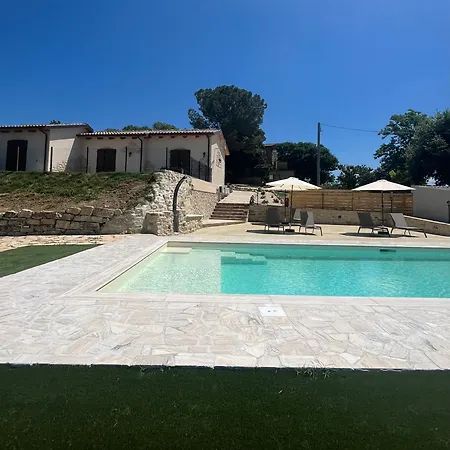 Farm stay La Quercia Bella Frontignano