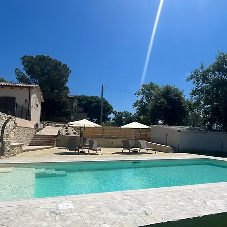 Alloggio per agriturismo La Quercia Bella *