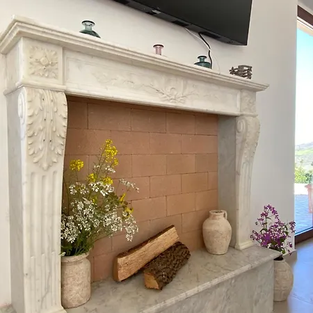 Alloggio per agriturismo La Quercia Bella *